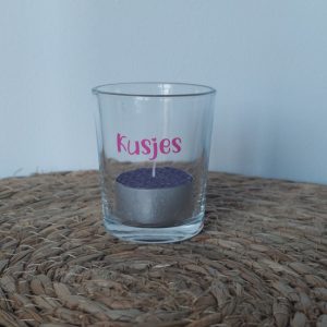 Glazen waxinelichthouder Kusjes